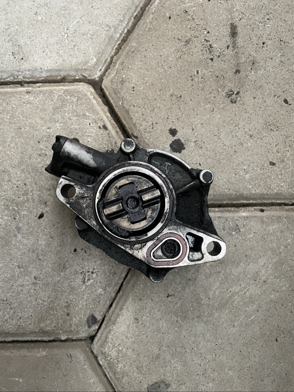 Fiesta/Figo/Fusion vaccum pump