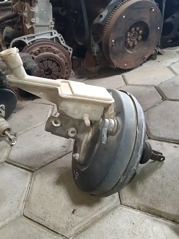 Scala/sunny brake booster