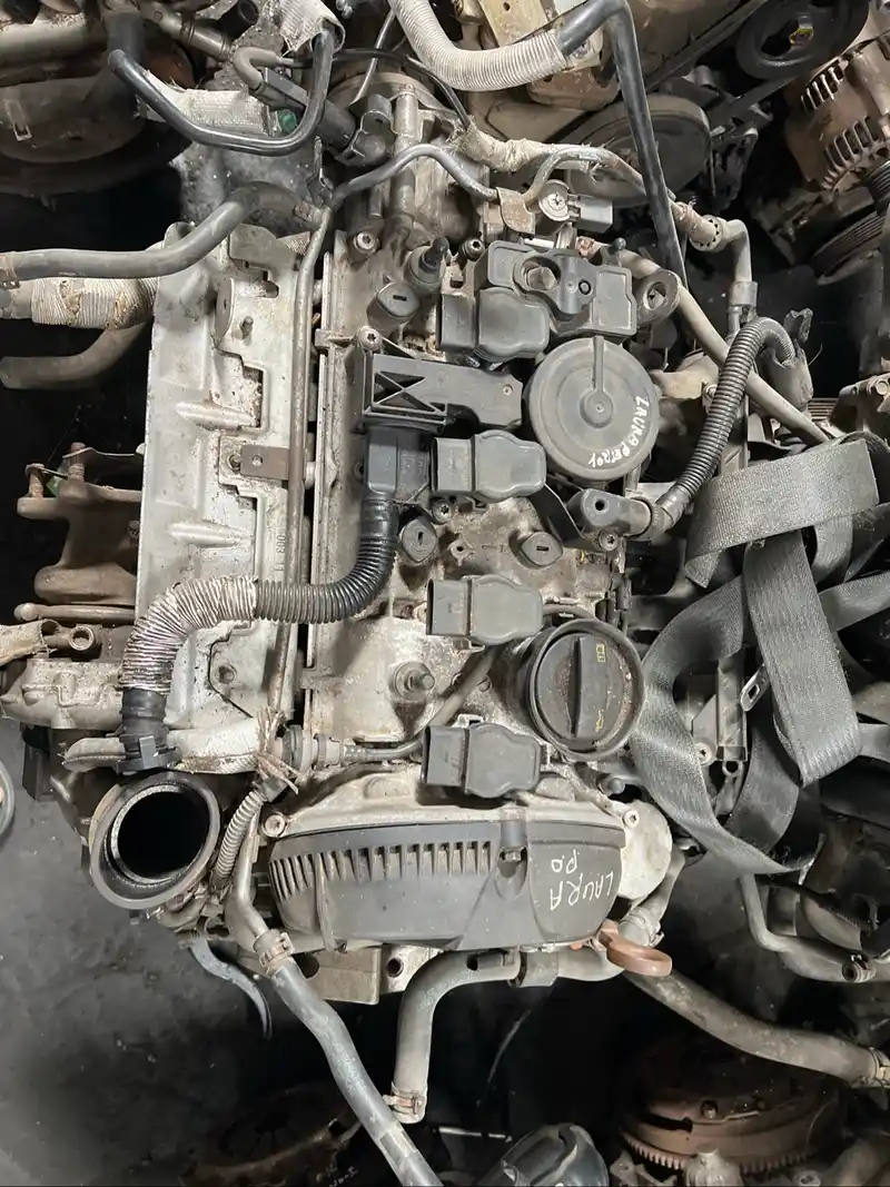 LAURA PETROL 2010 ENGINE