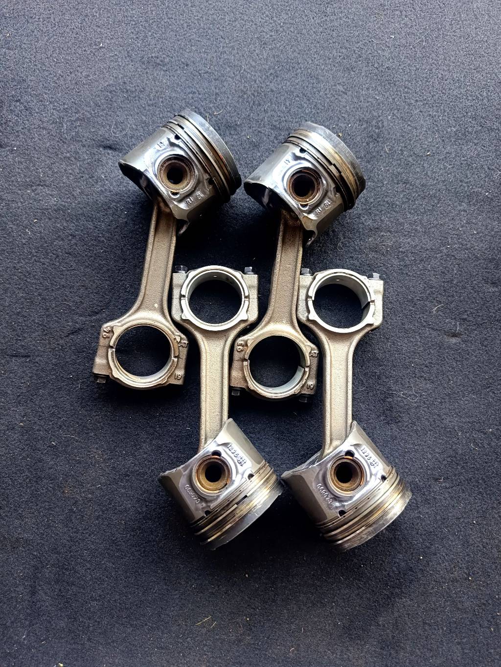 Baleno Diesel piston Set