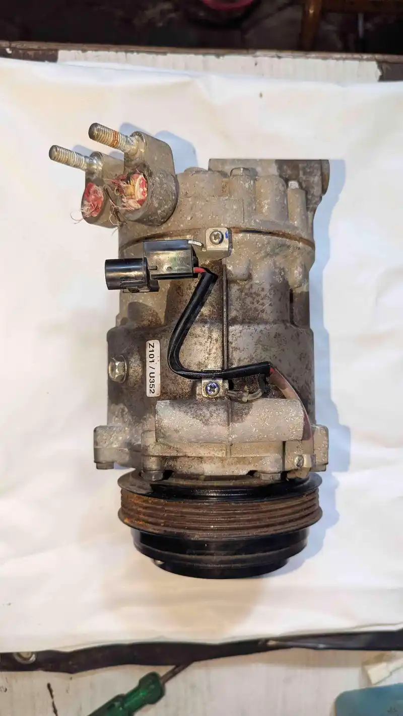 Mahindra Scorpio-N 2023 AC compressor