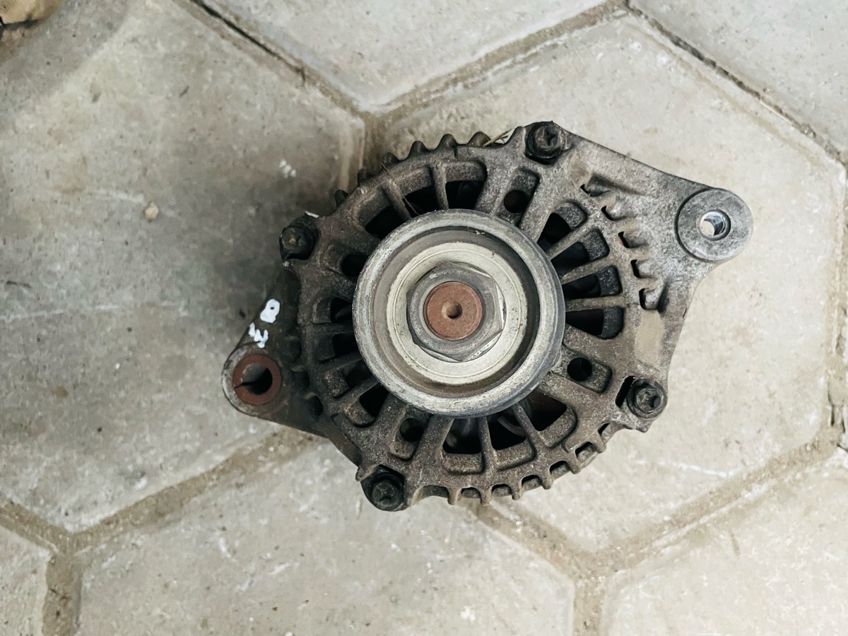 Eeco alternator