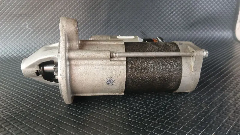 Hyundai Aura Self Motor