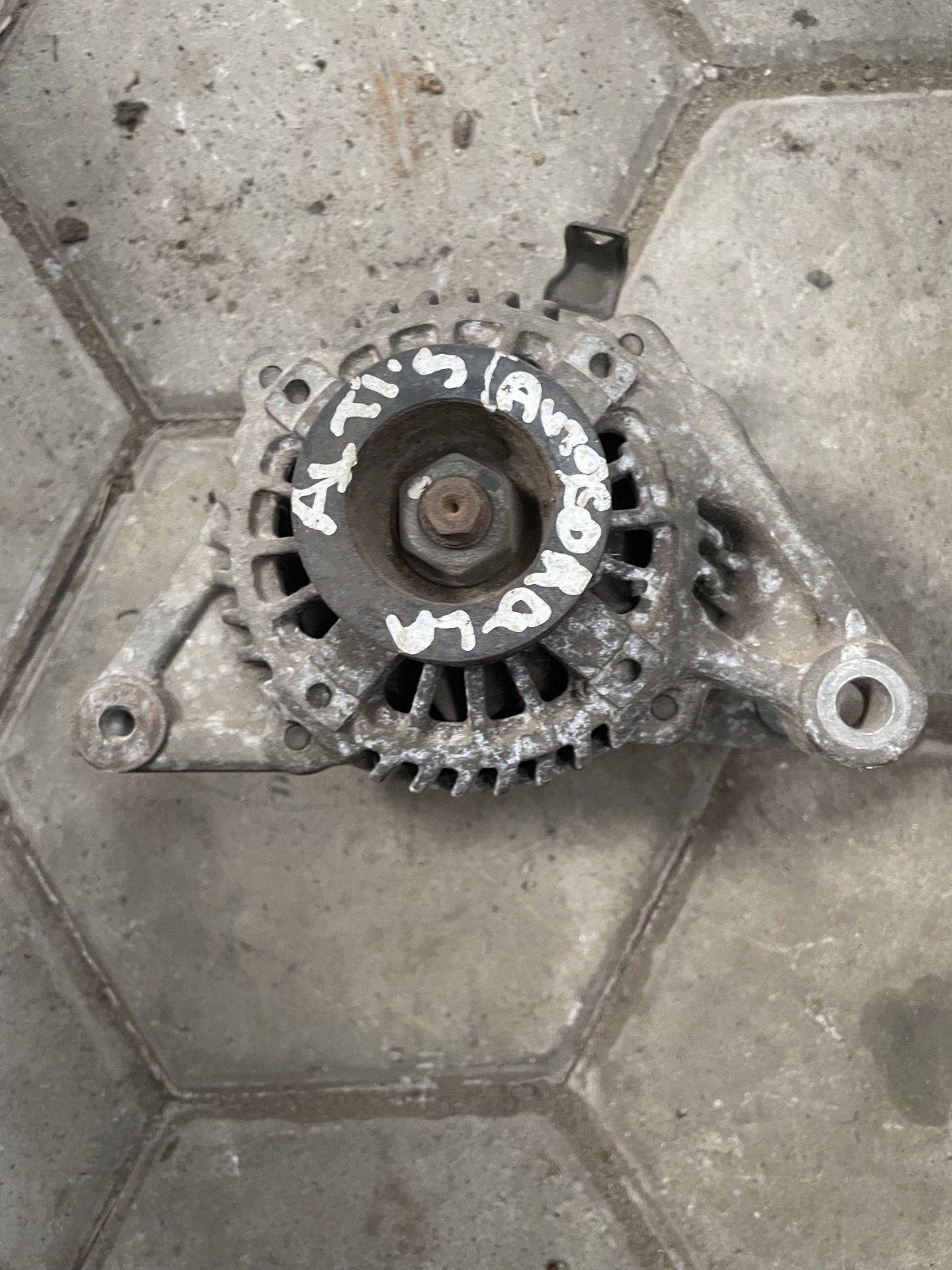 Altis alternator