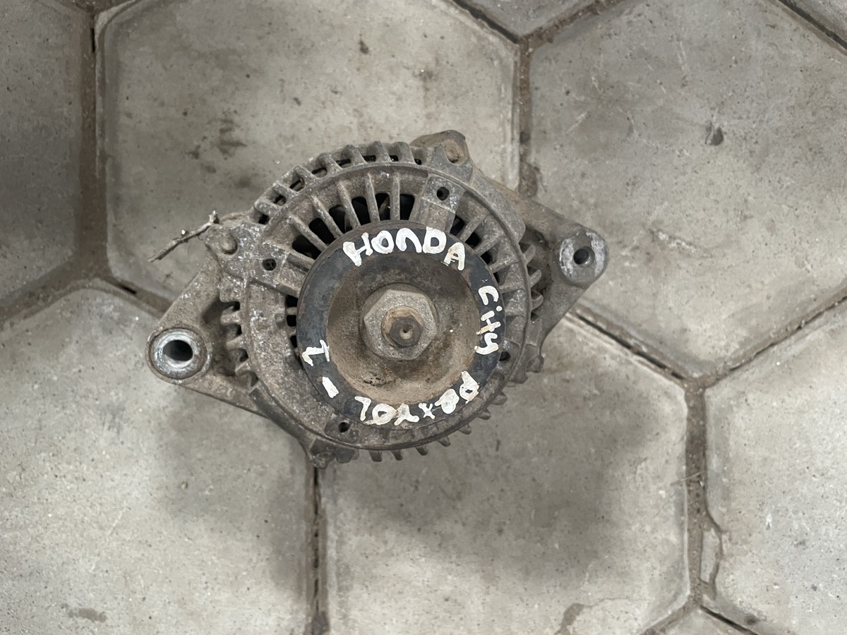 Hondacity type1 alternator