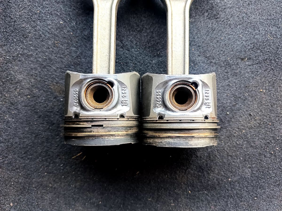 Baleno Diesel piston Set