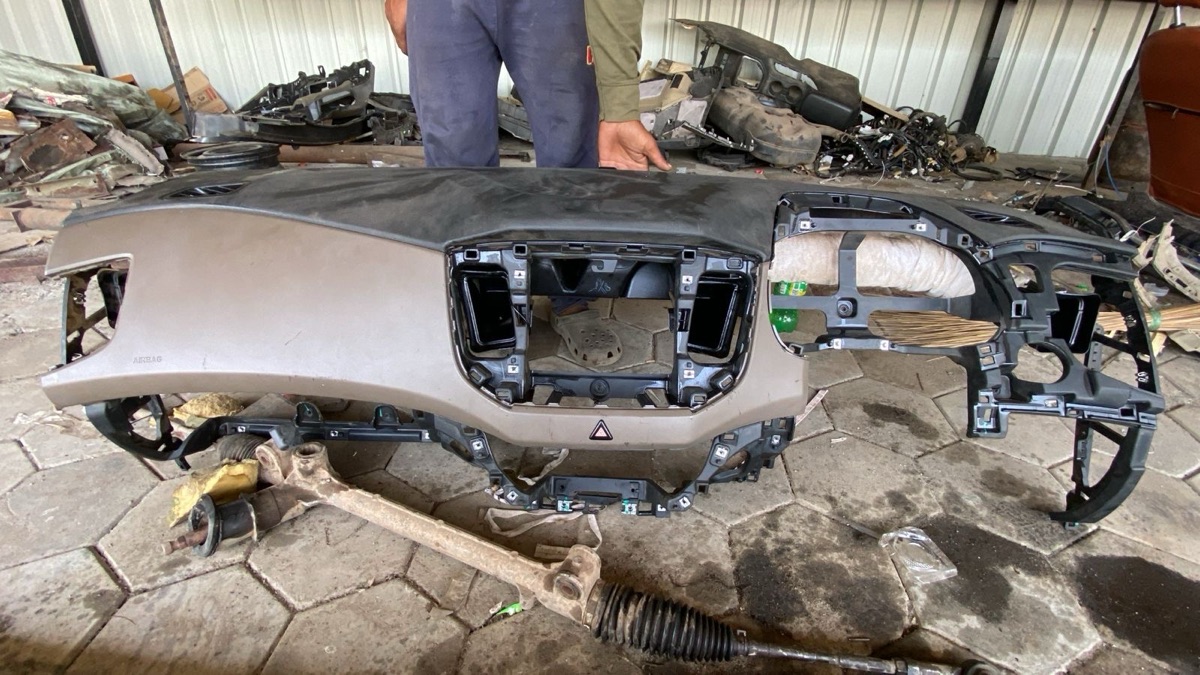 Hyundai creta airbag with dashboard set (1st generation)