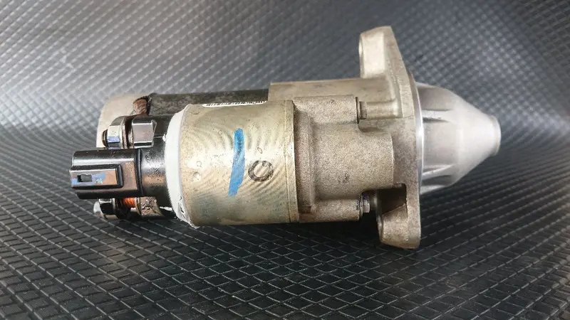 Hyundai Aura Self Motor