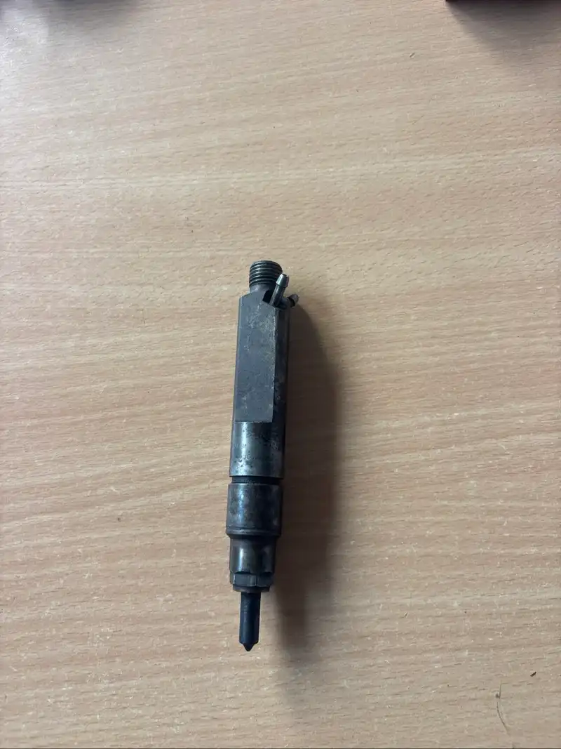 Skoda Octavia diesel injector/nozzle
