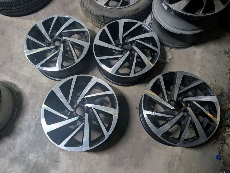 Virtus/vento/polo 16inch alloy wheels