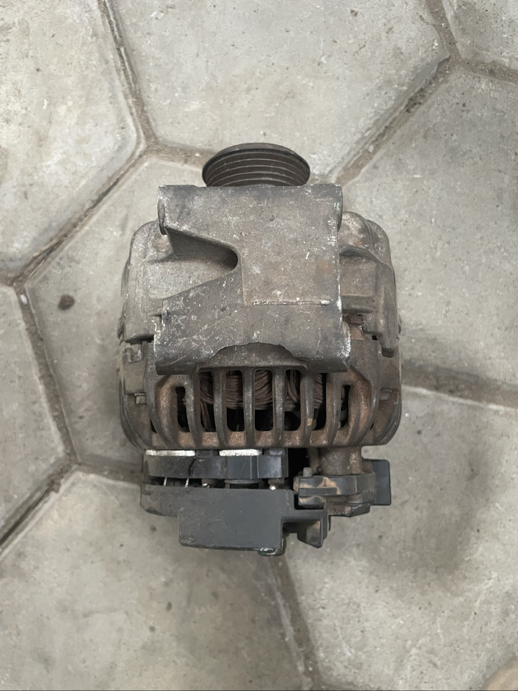 Benz 200 petrol alternator