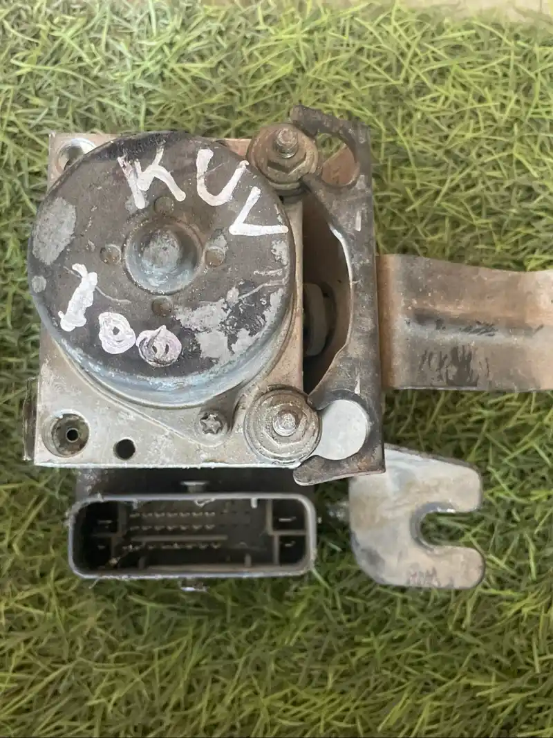 mahindra kuv 100 diesel abs module