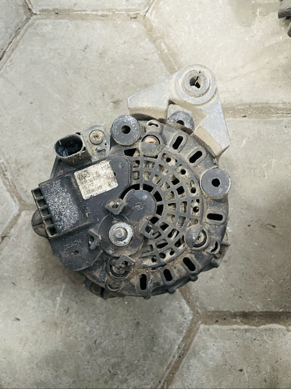 Xuv 500 alternator