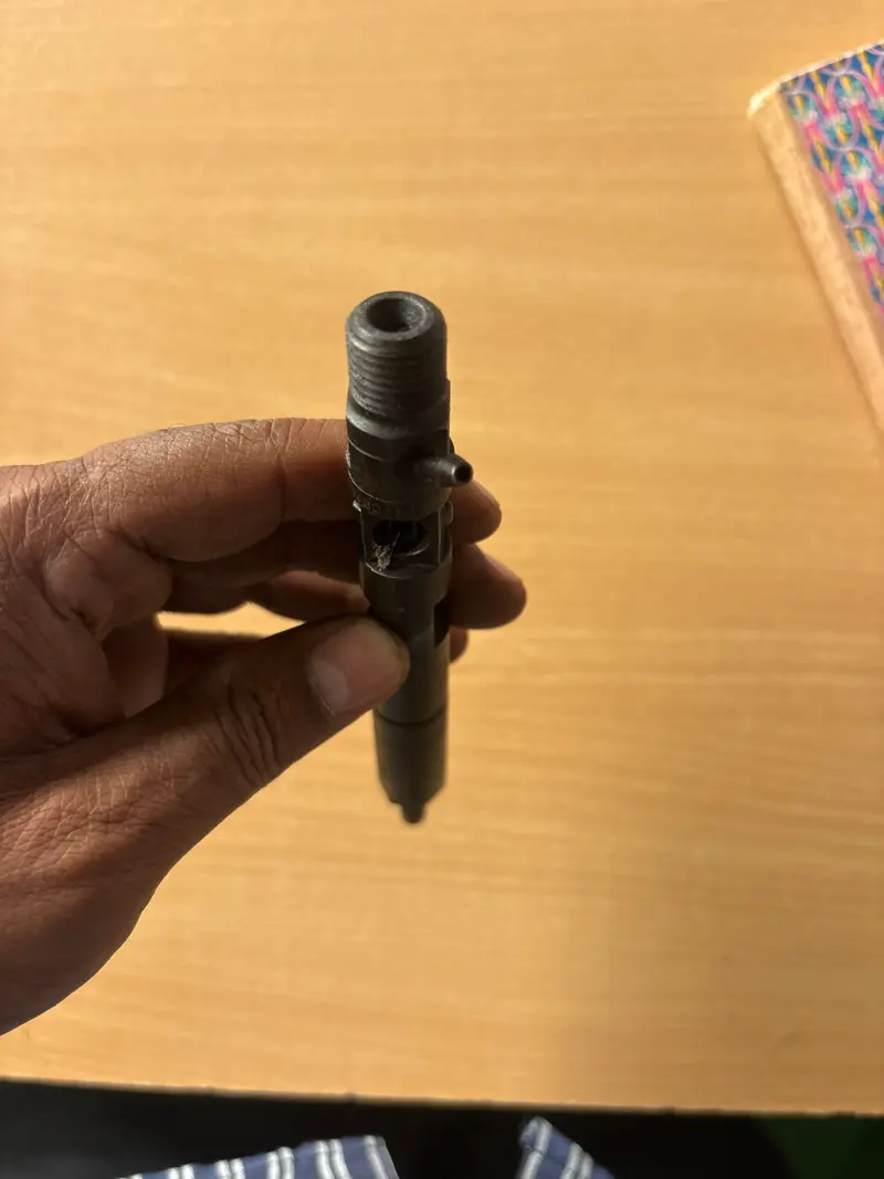 Logan Diesel injector/nozzle