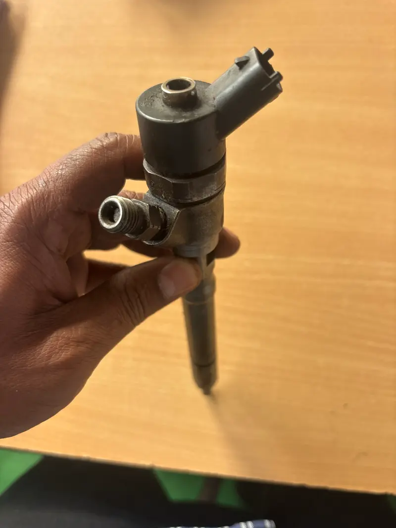 Bolero fuel injector/nozzle