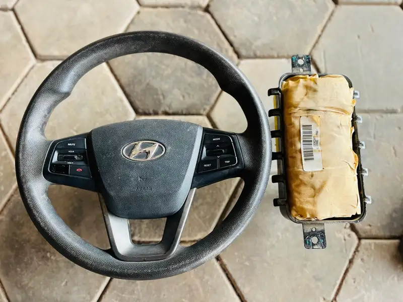 Hyundai creta airbag with dashboard set (1st generation)