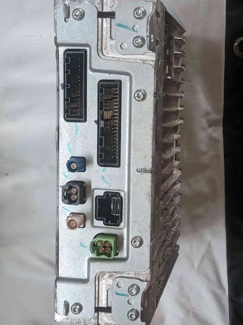 SCORPIO N AT 2023 STEREO CONTROL UNIT