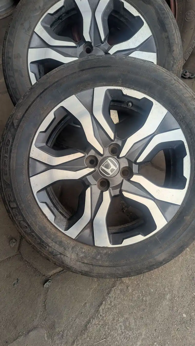 Honda W R V 16 INCH Diamond Cut Alloys Available