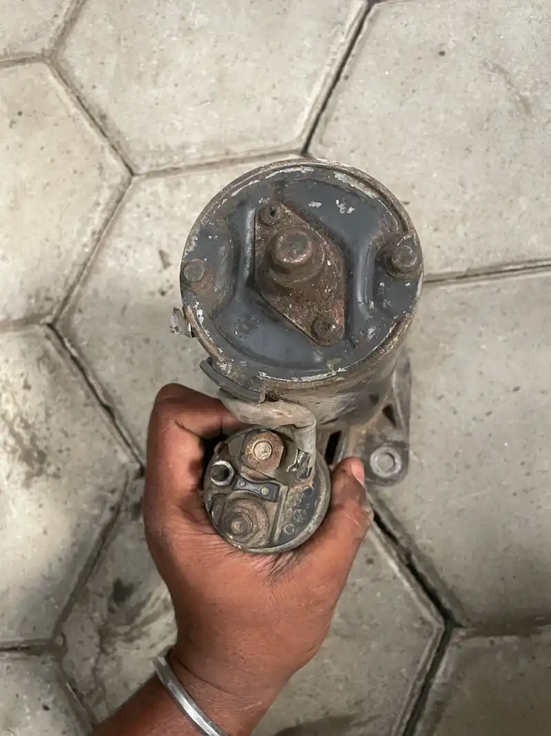 Xuv 500 self motor /starter moter
