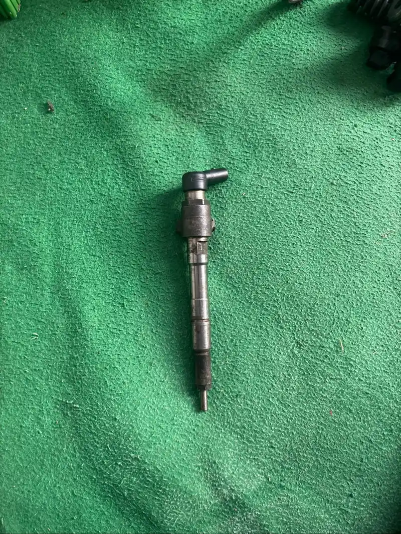 Vento / Polo /Rapid 1.5 fuel injector