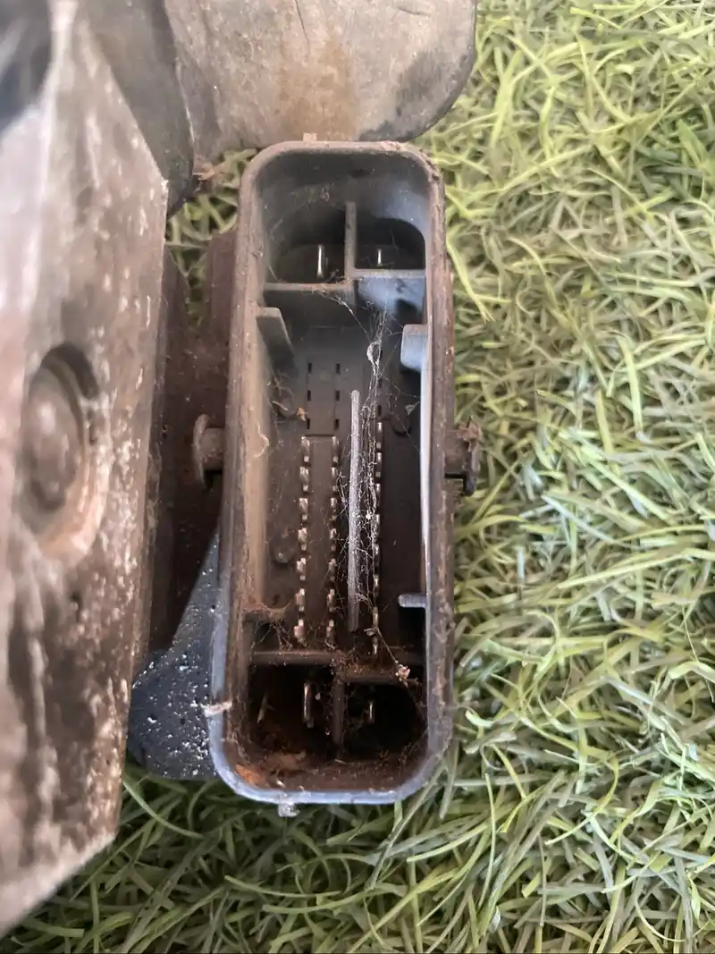 mahindra kuv 100 diesel abs module